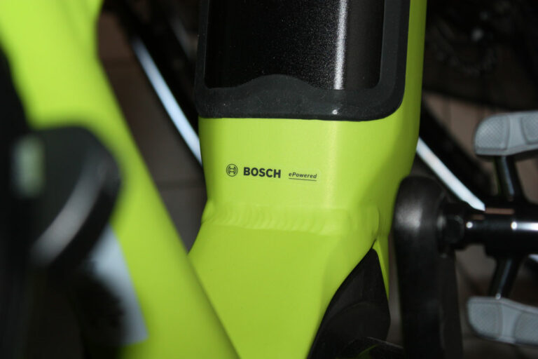 Velo de ville E-Bike mit Bosch Akku